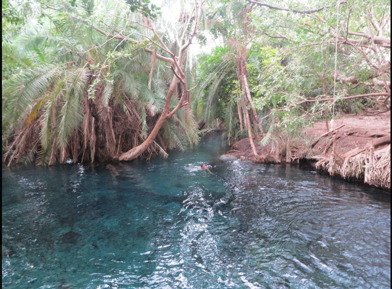 Chemka Dam turquoise water